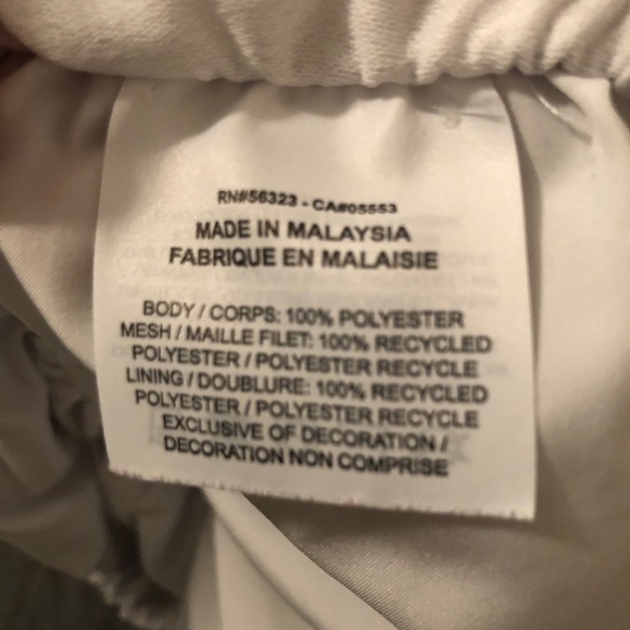 New Nike white shorts - comfortable and breathable - Picture 4 of 5